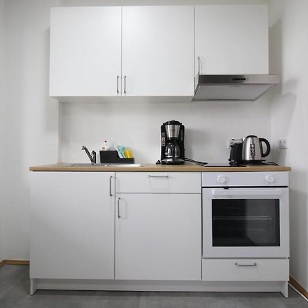 Apartmenthaus Kitzingen - Grosszuegige Wohnungen Fuer Je 6 Personen Mit Balkon Exterior photo
